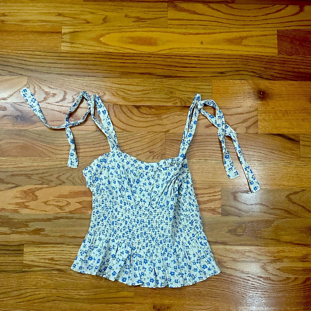 Blue flower tank top